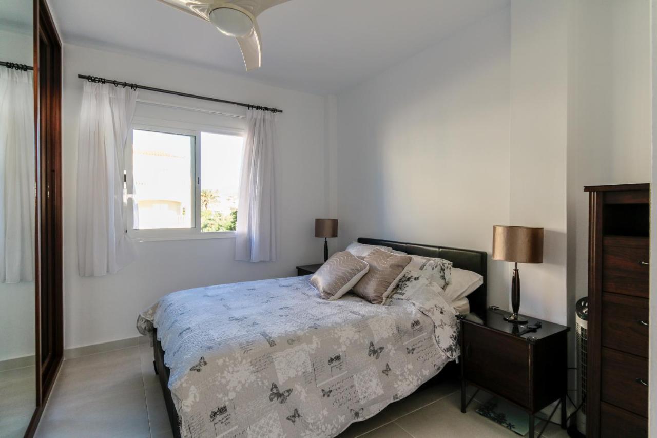 Golf View Apartment - Stunning Ocean View Golf Del Sur San Miguel de Abona Esterno foto