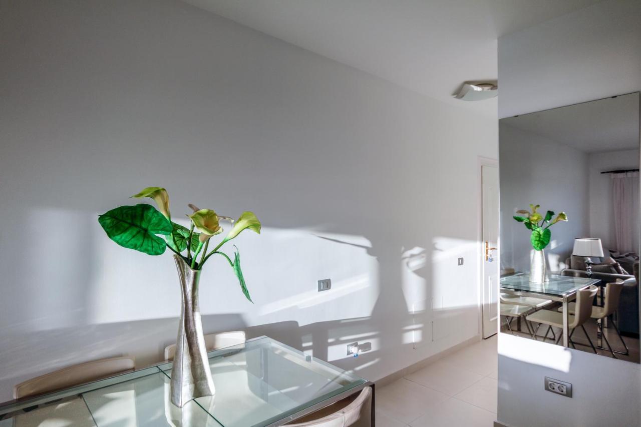 Golf View Apartment - Stunning Ocean View Golf Del Sur San Miguel de Abona Esterno foto